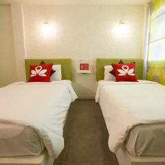 Отель ZEN Rooms Naklua 3* Улучшенный номер с различными типами кроватей фото 10