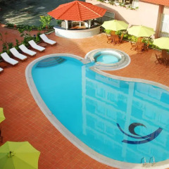 ParkView Hotel бассейн
