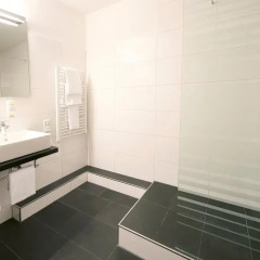 GHOTEL hotel & living Hannover 3* Люкс с различными типами кроватей фото 8