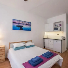 Отель Engineer Guest House комната для гостей