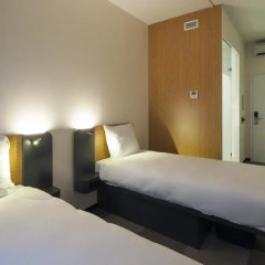 Отель easyHotel Brussels City Centre 3* Стандартный номер с 2 отдельными кроватями фото 6