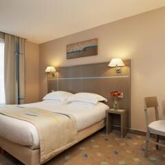 Отель Hôtel Alizé Grenelle Tour Eiffel 3* Стандартный номер с различными типами кроватей