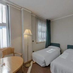 Caesars Hotel 4* Полулюкс с различными типами кроватей