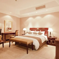 Chairmen Hotel 3* Улучшенный номер с различными типами кроватей фото 5
