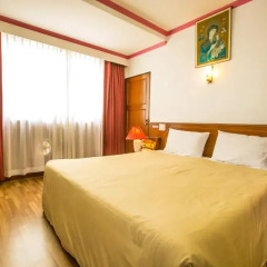 Elizabeth Hotel 3* Улучшенный номер с различными типами кроватей фото 4