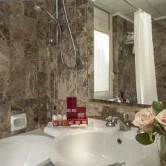 Отель Nord Nuova Roma 3* Улучшенный номер с различными типами кроватей фото 7