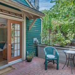 Отель O Canada House Bed & Breakfast Канада, Ванкувер - отзывы, цены и фото номеров - забронировать отель O Canada House Bed & Breakfast онлайн балкон