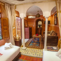 Отель Dar Ikalimo Marrakech 3* Улучшенный номер с различными типами кроватей фото 2