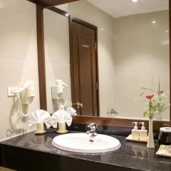 Mon Regency Hotel 4* Номер Делюкс с различными типами кроватей фото 25