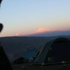 Отель Eco Lodge in the Caucasus Wildlife Refuge Армения, Лусарат - отзывы, цены и фото номеров - забронировать отель Eco Lodge in the Caucasus Wildlife Refuge онлайн балкон