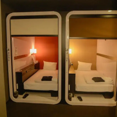 Отель First Cabin Tsukiji Капсула в мужском общем номере фото 3