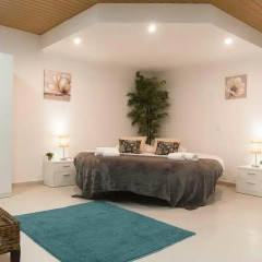Отель West Side Guesthouse комната для гостей фото 2