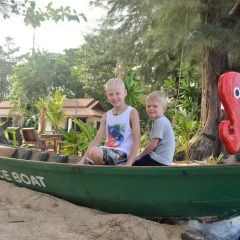 Отель Banana Beach Resort Таиланд, Ланта - отзывы, цены и фото номеров - забронировать отель Banana Beach Resort онлайн спортивное сооружение