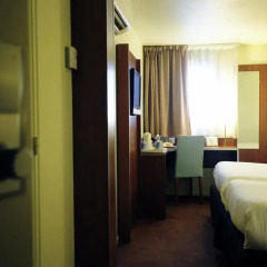 Comfort Hotel Aeroport Lyon St Exupery комната для гостей фото 4