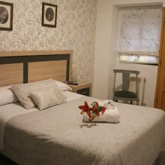 Отель Hostal San Isidro Стандартный номер с двуспальной кроватью фото 5