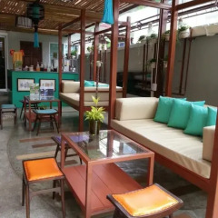 V Like At Pattaya Hotel Паттайя гостиничный бар
