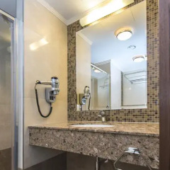 Merchants Crown Hotel 5* Полулюкс фото 4