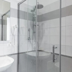 Отель La Grande Bellezza Guesthouse Rome 2* Стандартный номер с различными типами кроватей фото 19