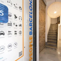 Отель Happy People Plaza Espana Apartments Испания, Барселона - отзывы, цены и фото номеров - забронировать отель Happy People Plaza Espana Apartments онлайн интерьер отеля