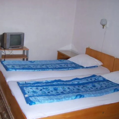 Отель Guest House Kostandara Поморие комната для гостей фото 2