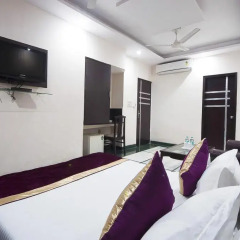 Hotel Apra Inn 3* Номер Делюкс с различными типами кроватей фото 3