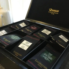 Отель Hôtel Lanjuinais сейф в номере