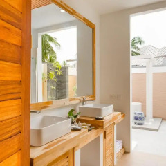 Отель Kudafushi Resort and Spa сауна
