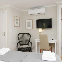 Отель Flores Guest House 4* Стандартный номер с двуспальной кроватью фото 6