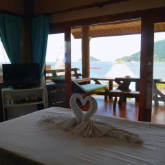 Отель DD Hut Koh Tao 3* Улучшенный номер с различными типами кроватей фото 8