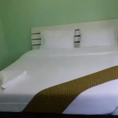 Rungtawan Hostel Стандартный номер двуспальная кровать фото 4
