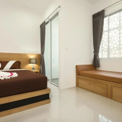 M.U.DEN Patong Phuket Hotel 3* Номер Делюкс двуспальная кровать фото 10