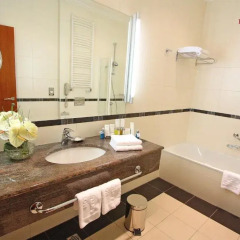Hotel Antunovic Zagreb 4* Улучшенный номер с различными типами кроватей фото 5