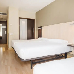 Hotel ILUNION Auditori 3* Стандартный номер с различными типами кроватей фото 3