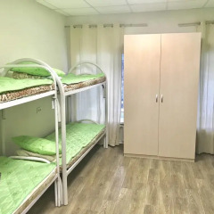 Хостел Ромашка Кровать в мужском общем номере с двухъярусной кроватью фото 3