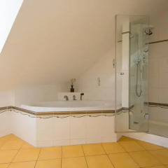 Ontario Hotel Garni 3* Номер Эконом с различными типами кроватей фото 9