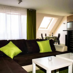 Апартаменты Happy Home Apartment комната для гостей фото 3