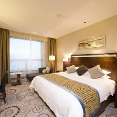 Grand Soluxe Zhongyou Hotel 4* Улучшенный номер с различными типами кроватей фото 7