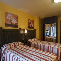 Hotel Viella 2* Стандартный номер с различными типами кроватей фото 9