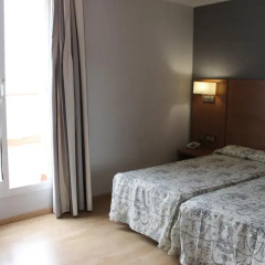 Ramblas Hotel 3* Стандартный номер с различными типами кроватей