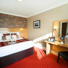 Отель Hallmark Inn Manchester South 3* Улучшенный номер с различными типами кроватей фото 5