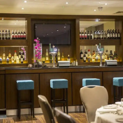 Отель Hilton Garden Inn Glasgow City Centre Великобритания, Глазго - отзывы, цены и фото номеров - забронировать отель Hilton Garden Inn Glasgow City Centre онлайн гостиничный бар фото 3