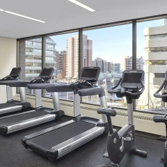 Отель Delta Hotels by Marriott Calgary Downtown Канада, Калгари - отзывы, цены и фото номеров - забронировать отель Delta Hotels by Marriott Calgary Downtown онлайн фитнесс-зал фото 2