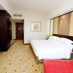 Отель Royal Plaza On Scotts 4* Номер Делюкс с различными типами кроватей фото 2