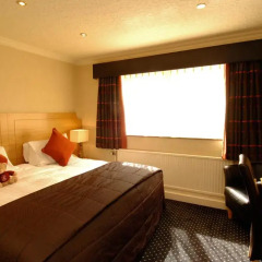 Hallmark Hotel Warrington 3* Улучшенный номер с различными типами кроватей фото 3