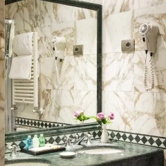 Hotel De La Ville 4* Полулюкс с различными типами кроватей фото 6