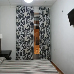 Отель Jqc Rooms Стандартный номер фото 10