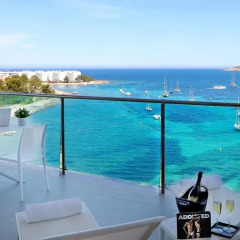 Отель AxelBeach Ibiza Spa & Beach Club - Adults Only балкон