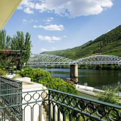 Отель The Vintage House - Douro 5* Люкс повышенной комфортности разные типы кроватей фото 8