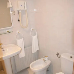 Отель Hostal Los Valles Стандартный номер с различными типами кроватей фото 10