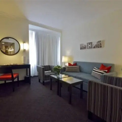 Отель Metropolitan Suites 4* Улучшенный люкс фото 10